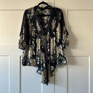 Elizabeth & James Olsen twins pre the row - whisper silk top size M